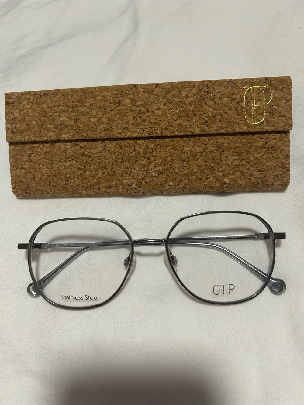 One True Pair Eyeglasses New